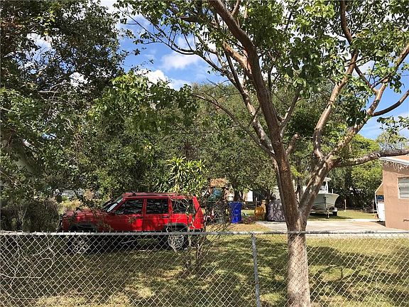 3rd image of SW 18 SW 18 18th Street