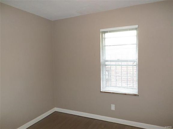5th image of 3618 Tholozan Ave