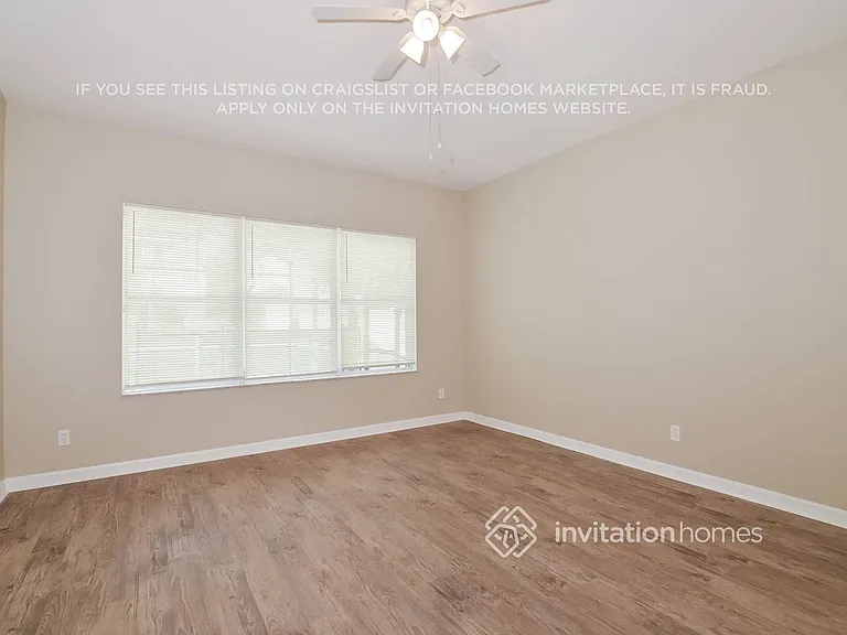 204 Towerview Dr E — Photo 9
