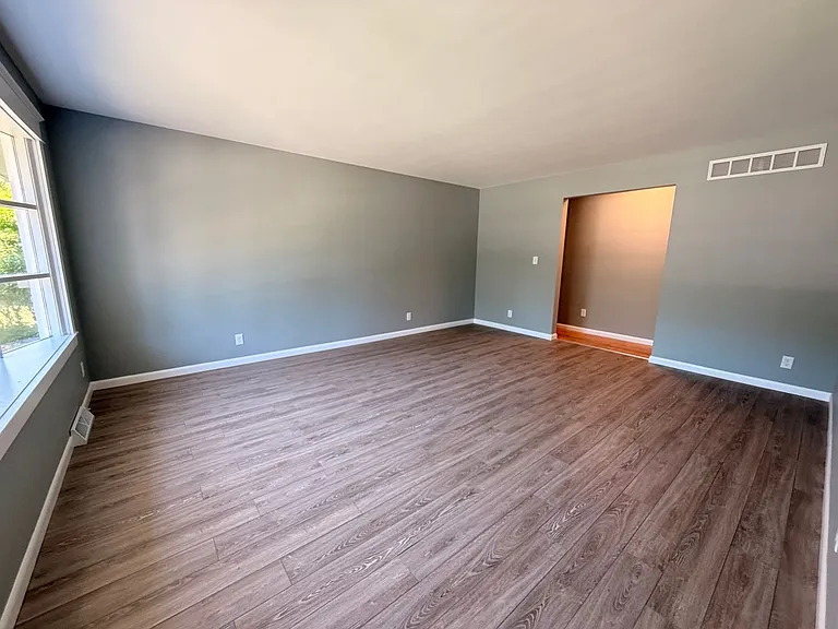 2538 Berwyck Rd SE — Photo 18
