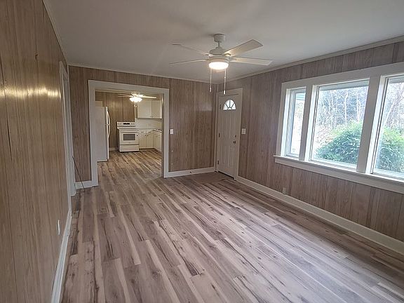 2nd image of 403 Old Morrison Rd