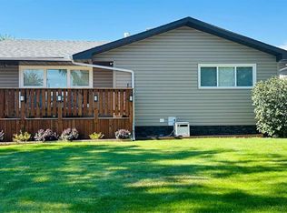 411 8th St E, Drumheller, AB T0J 0Y5