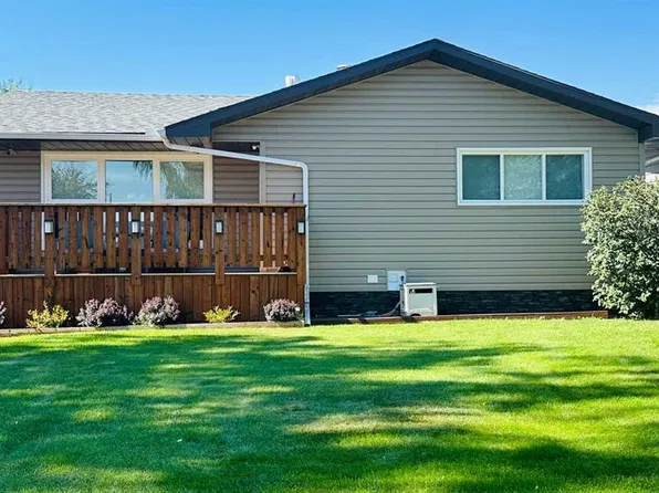 411 8th St E, Drumheller, AB T0J 0Y5