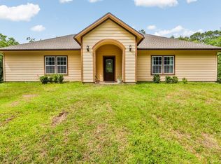 17903 Oak Bayou Rd, Damon, TX 77430