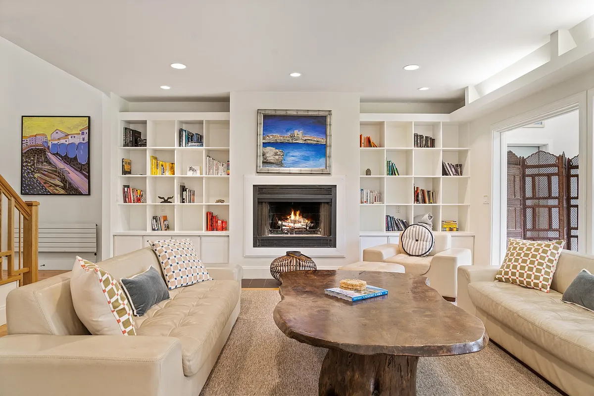 Building Photo - 175 Ruggles Ave #1