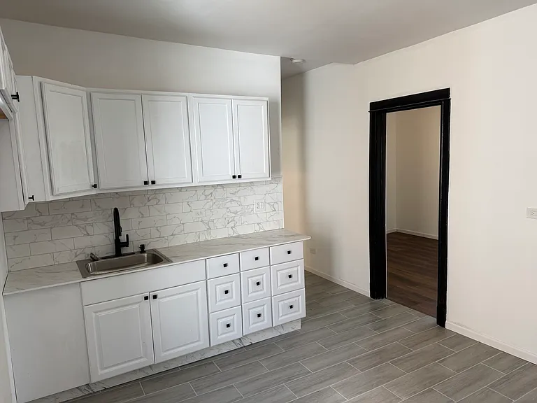 6522 S Paulina St #2 — Photo 12
