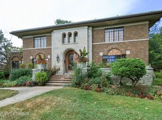 1524 N Sheridan Rd, Waukegan, IL 60085