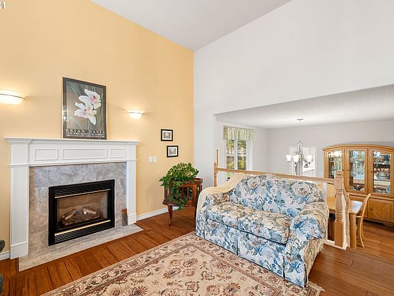 3rd image of 3153 NE 11th Ct