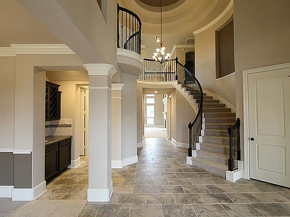 3rd image of 1298 Altavilla Ln