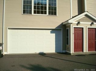 32 Oil Mill Rd UNIT 33, Danbury, CT 06810