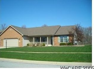 1494 Chancellor Dr, Lima, OH 45807