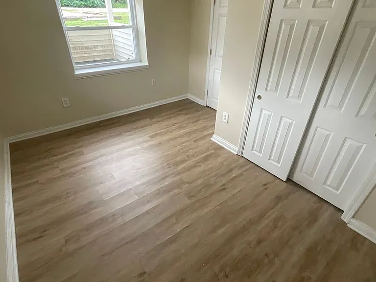 609 N Dunn St — Photo 25
