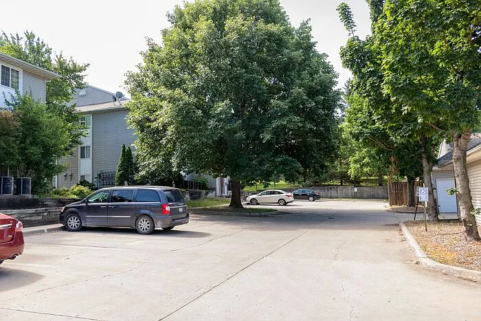 417 S Scott Blvd — Photo 17
