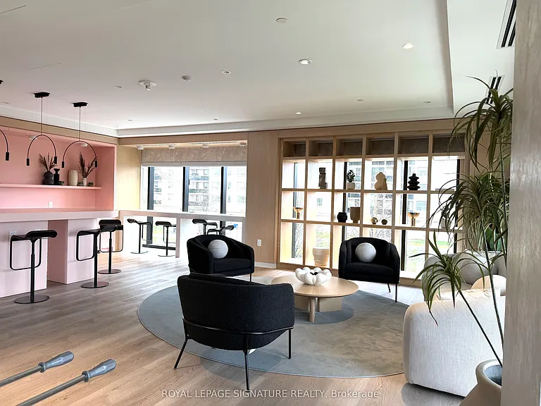 86 Dundas St E #1314 — Photo 16