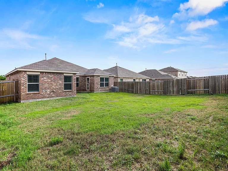4308 Cat Tail Way — Photo 3