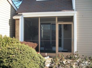 333 Walden Green Rd, Branford, CT 06405