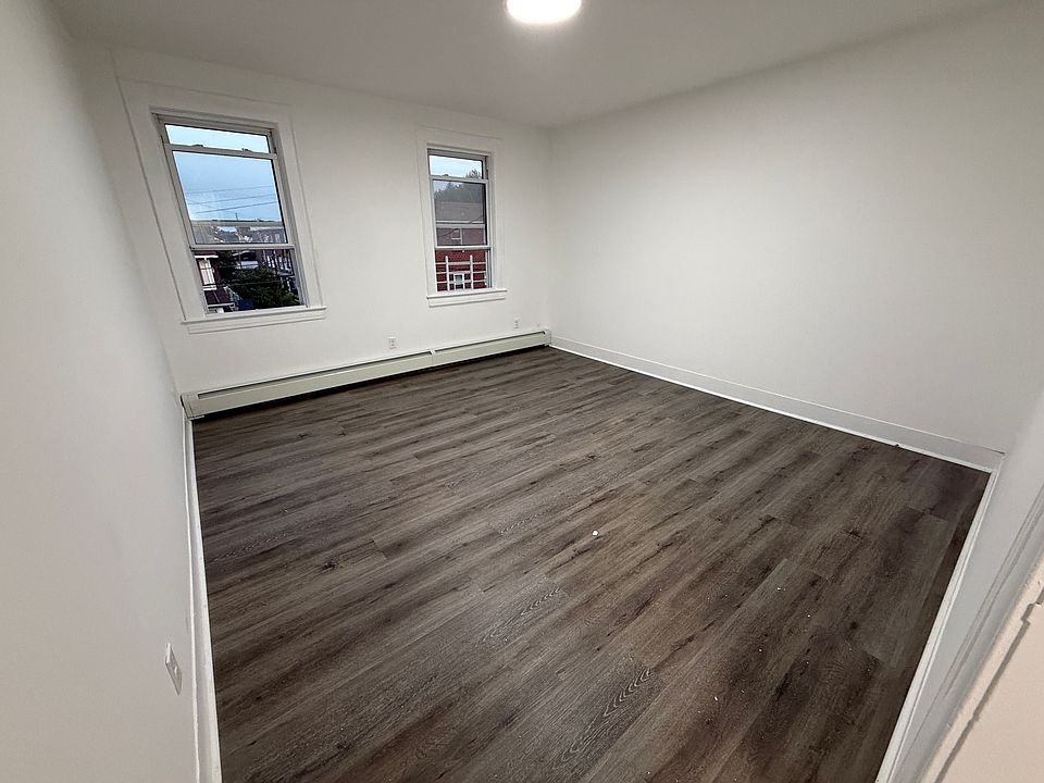 1st image of 53 Grant Pl Floor 2