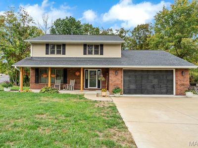 237 Oak Tree Dr, Columbia, IL, 62236