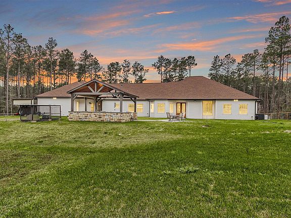 5th image of 264 Grey Feather Rd