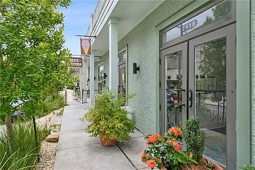 3918 Baronne St Photo 1