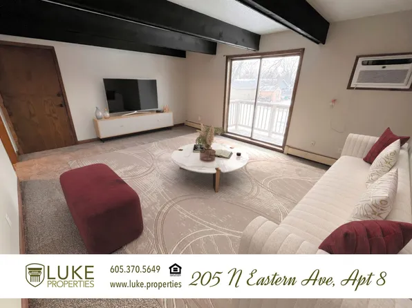 205 N Eastern Ave, Hartford, SD