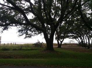 45 Bay Point Rd, Saint Helena Island, SC 29920
