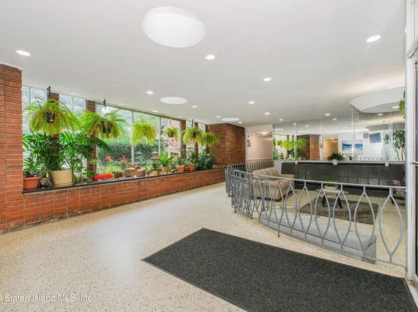 55 Austin Pl APT 6P, Staten Island, NY 10304