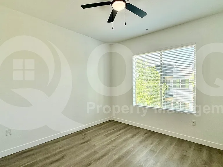 9160 N 67th Ave #224 — Photo 11