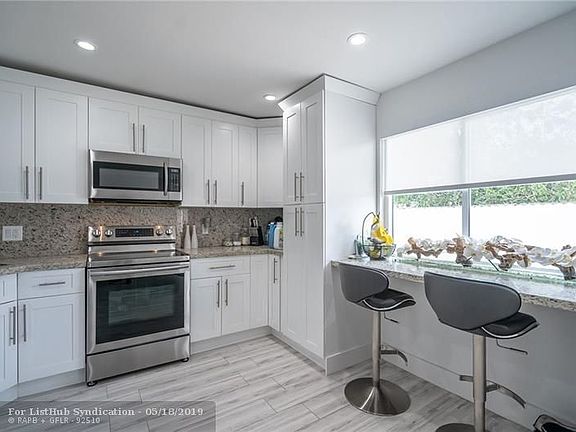 3rd image of 3640 NE 8th Ave