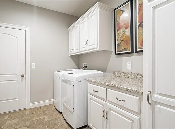 5th image of 8202 W 131st Ct