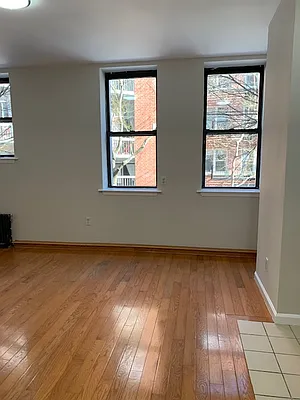 Rented by Landmark Real Estate | media 2