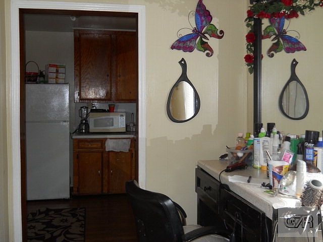 2nd image of 5026 Avenue Q