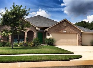 10021 SW 23rd St, Yukon, OK 73099