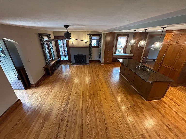 2412 Alberta Ave SW — Photo 23