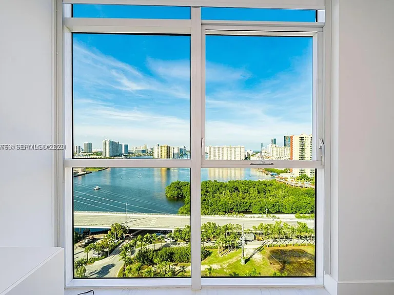400 Sunny Isles Blvd #1804 — Photo 17