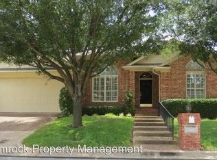 109 Landsborough Dr, Woodway, TX 76712