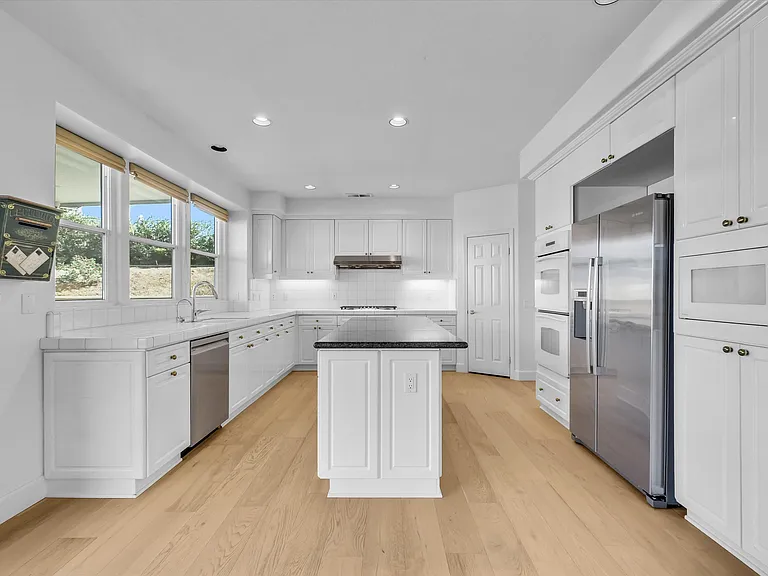 5505 Blue Ridge Dr — Photo 23