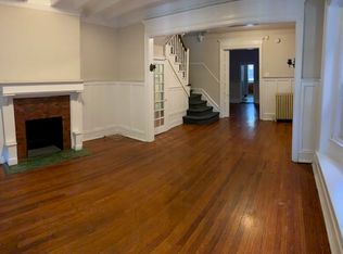 332 S 43rd St, Philadelphia, PA 19104