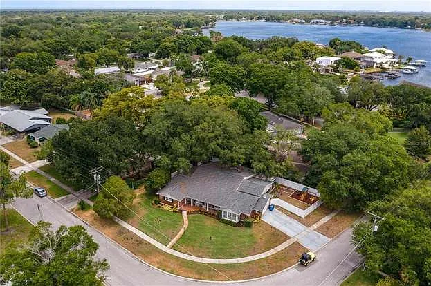 11212 Carrollwood Dr — Photo 56