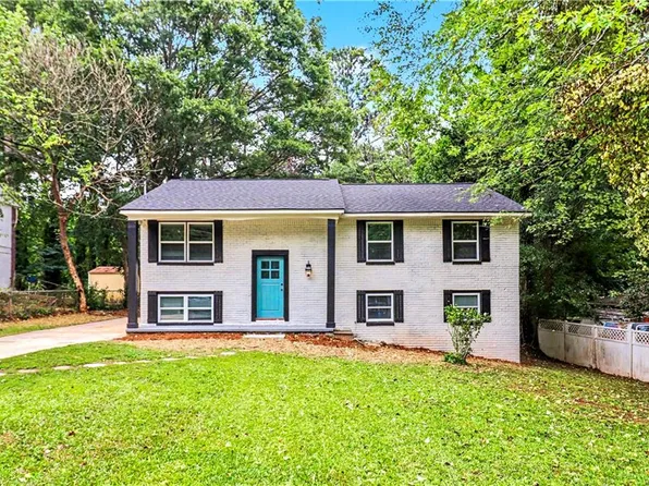 8154 Tudor Dr, Jonesboro, GA 30238