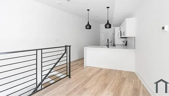 2 bed, 1200 sqft, $1,750 — Photo 3