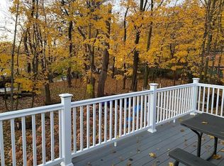 232 N Main St #2R, Andover, MA 01810