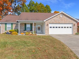 1112 Wood Glen Dr, Frankfort, KY 40601