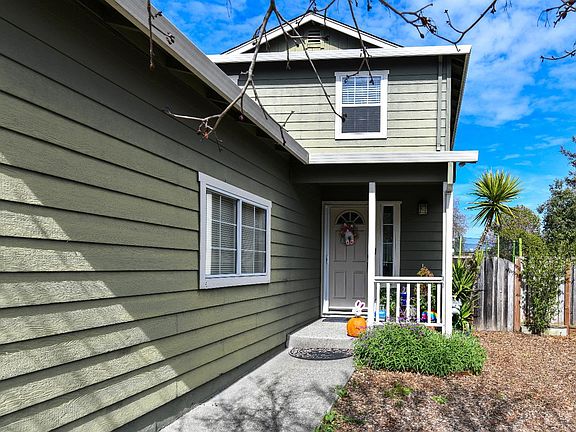 2nd image of 734 Judith Ct