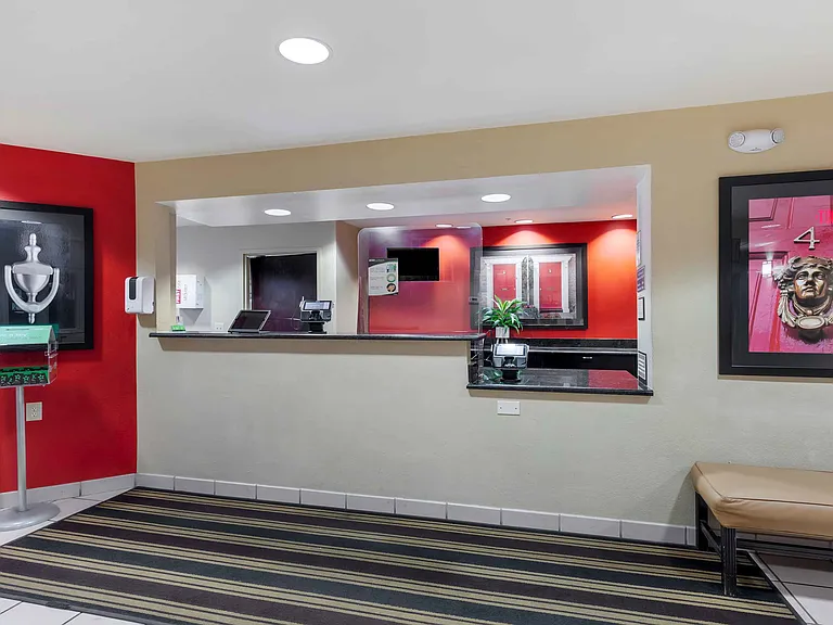 Lobby and Guest Check-in