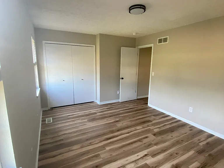 Upstairs bedroom 3