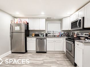 1840 W Addison St #G, Chicago, IL 60613