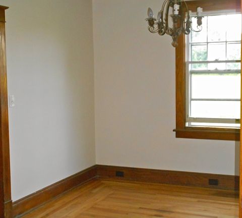 3rd image of 461 N Lake Ave