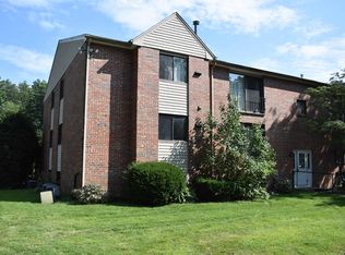 4 Brookside Dr #8, Exeter, NH 03833