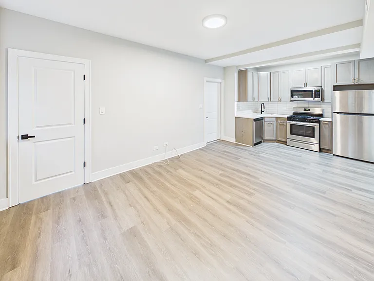 2207 W 18th St #1C — Photo 14